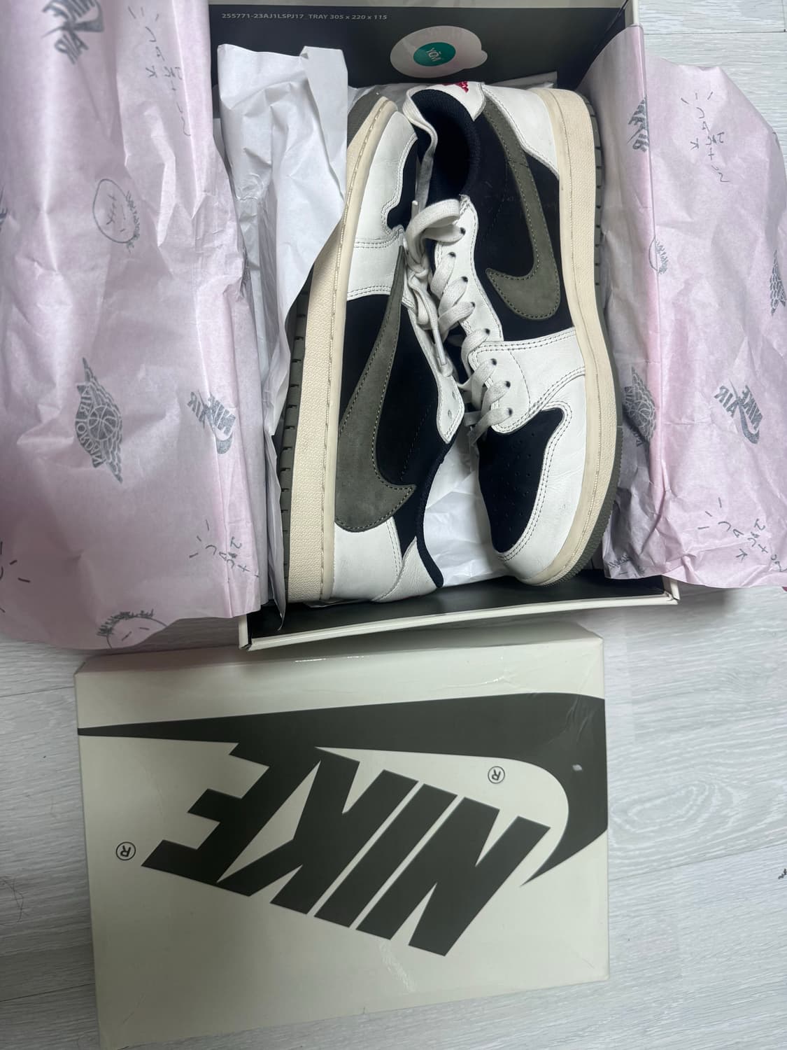 조던 1 로우 스캇 미디움 올리브 275 상품이미지3