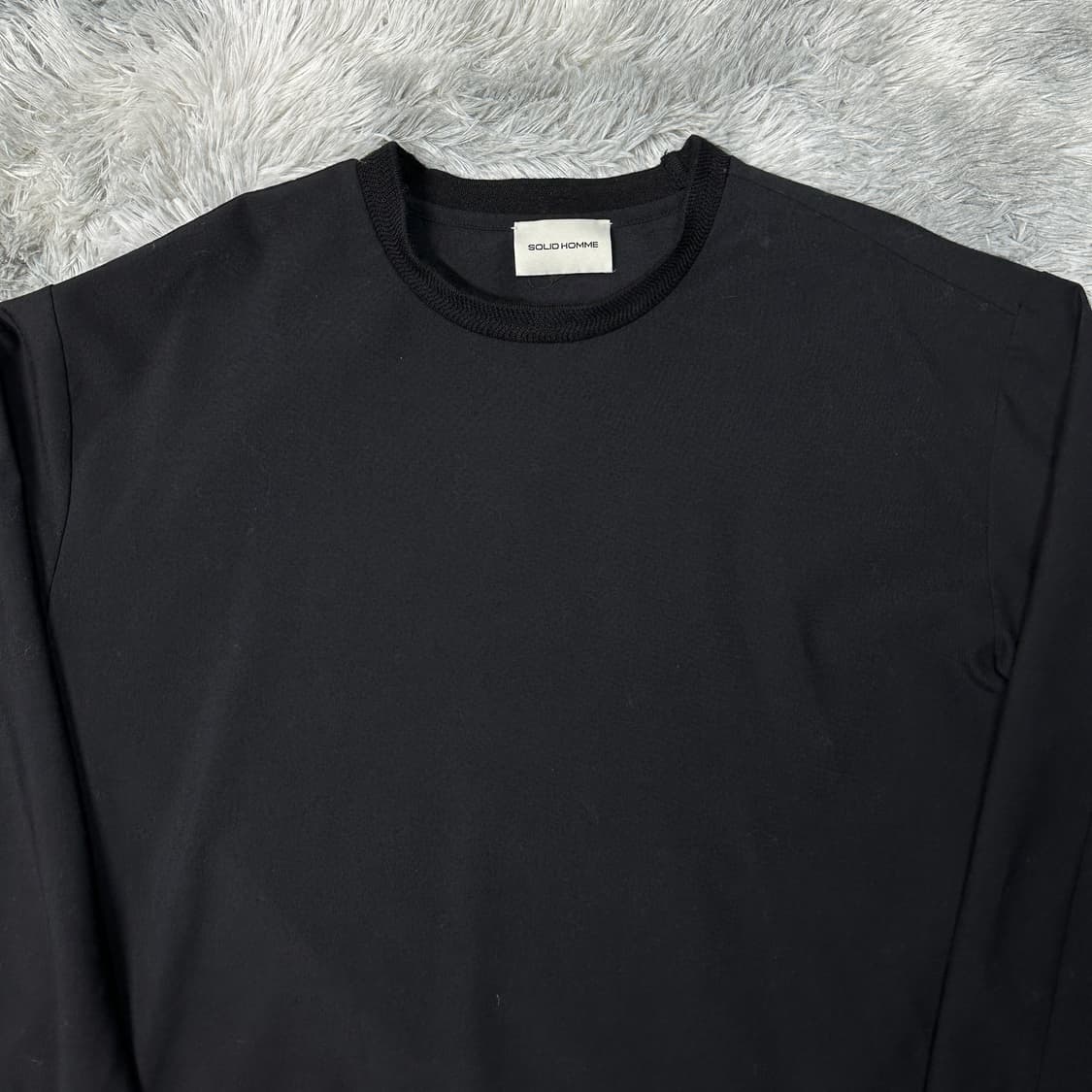 솔리드옴므 블랙 긴팔티셔츠 48 상품이미지2