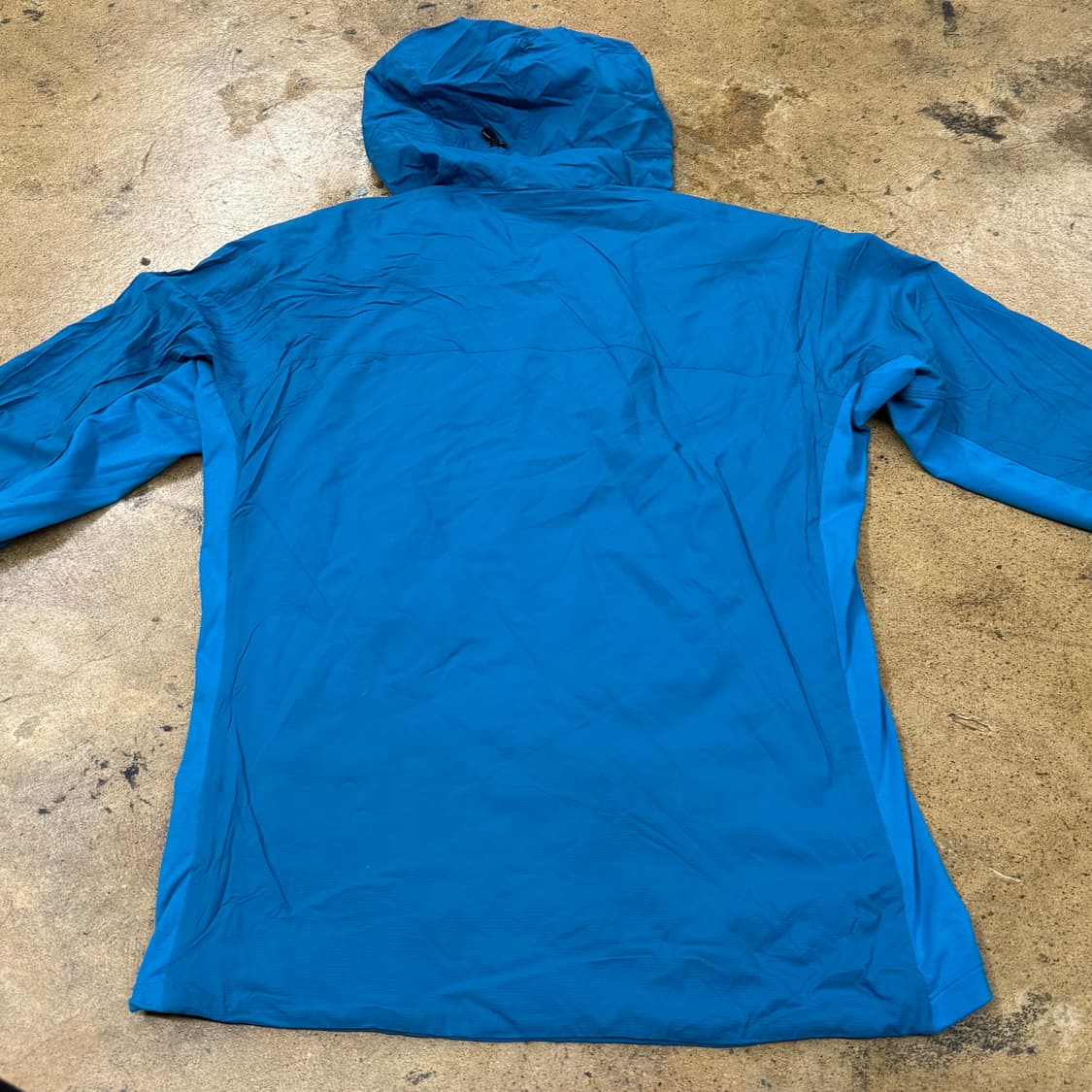 [정품/S] 아크테릭스 파랑색 바람막이 후드 자켓 b17 상품이미지4