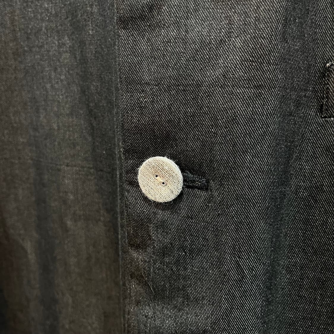 꼼데가르송 옴므 플러스 헤비 코튼 커버드 버튼 자켓 상품이미지4