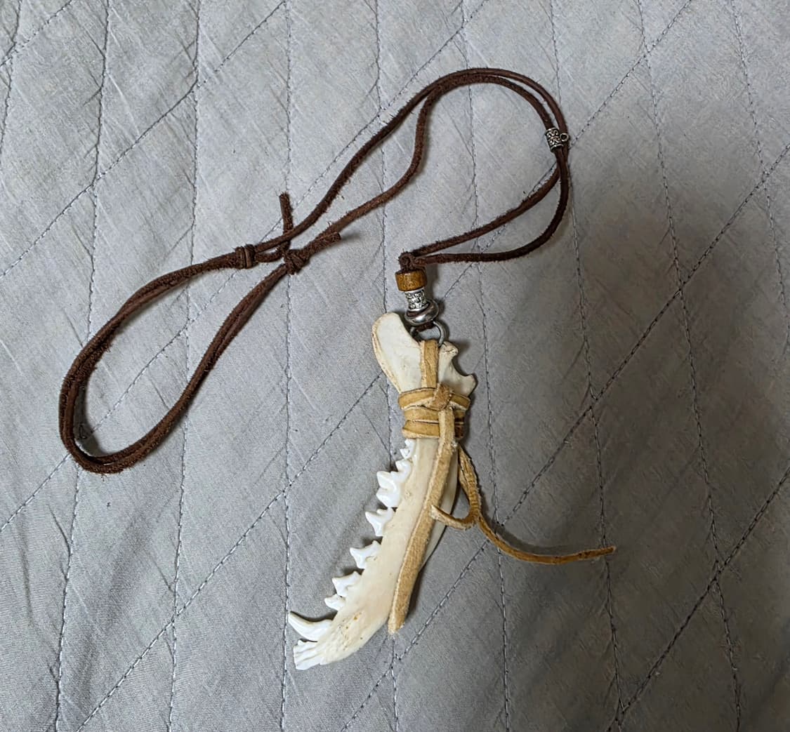 [OS] 빈티지 FOX BONE 이빨 목걸이 상품이미지1
