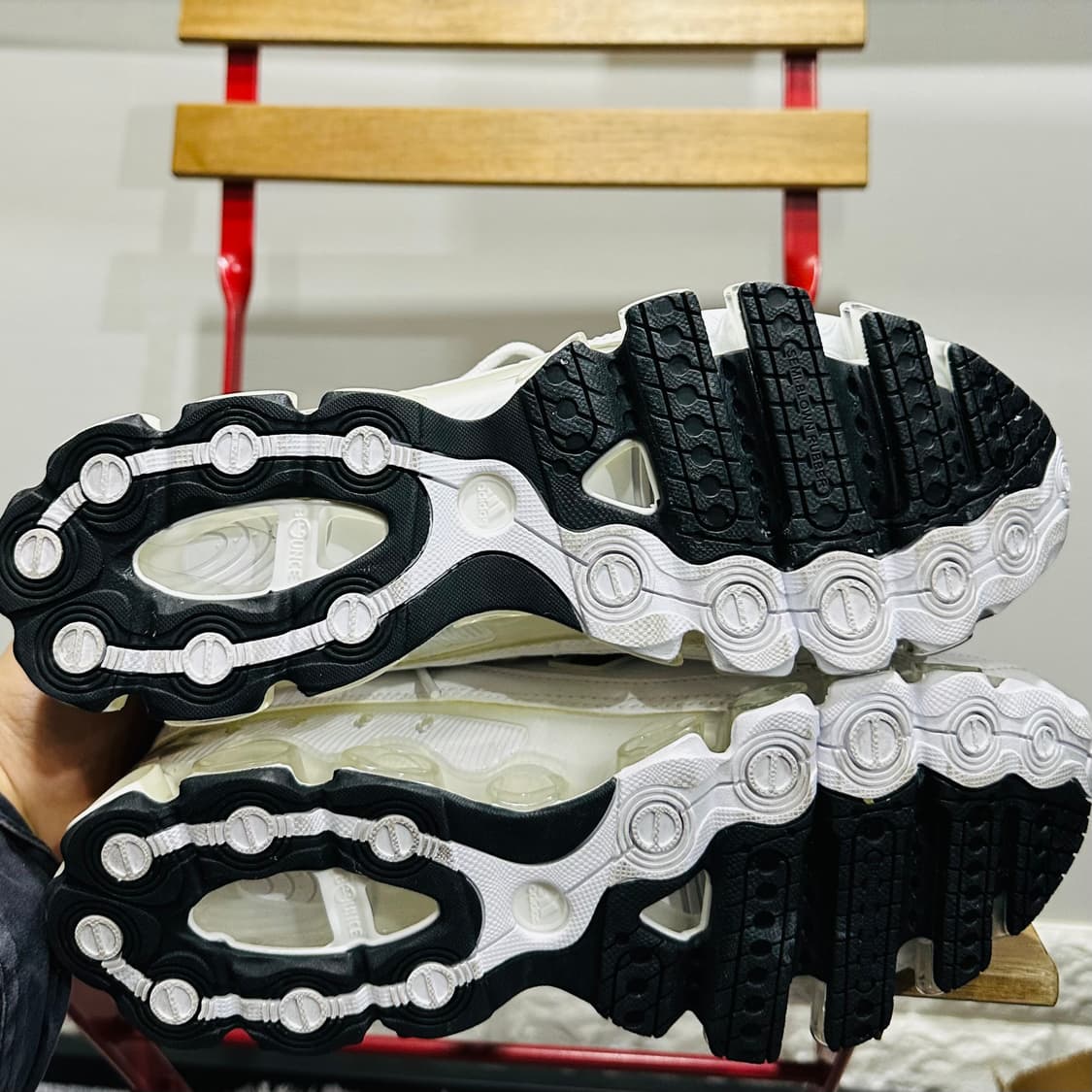 265) 아디다스 운동화 남성 남자 마이크로 바운스 화이트 블랙 상품이미지6