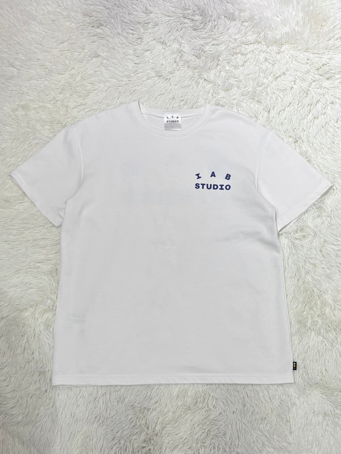 아이앱 화이트 빅로고 반팔 상품이미지4