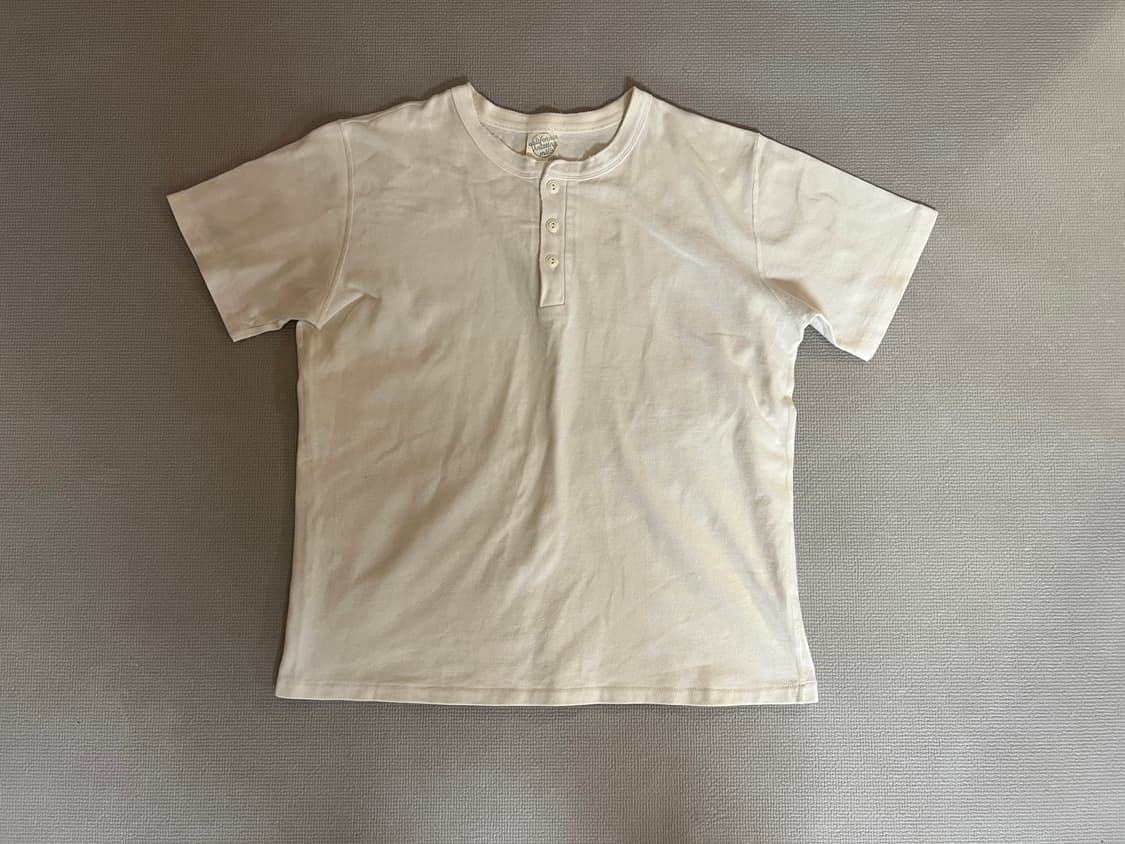 무료배송 - 니들워크 헨리넥 반팔티(화이트) 40 상품이미지1