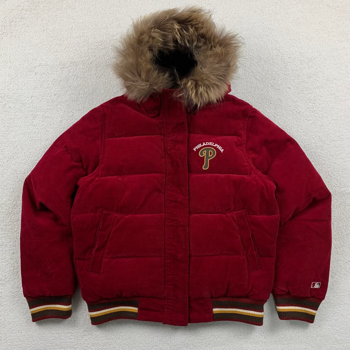 MLB 필라델피아 필리스 덕다운 코듀로이 푸퍼 자켓 울프죠 상품이미지1