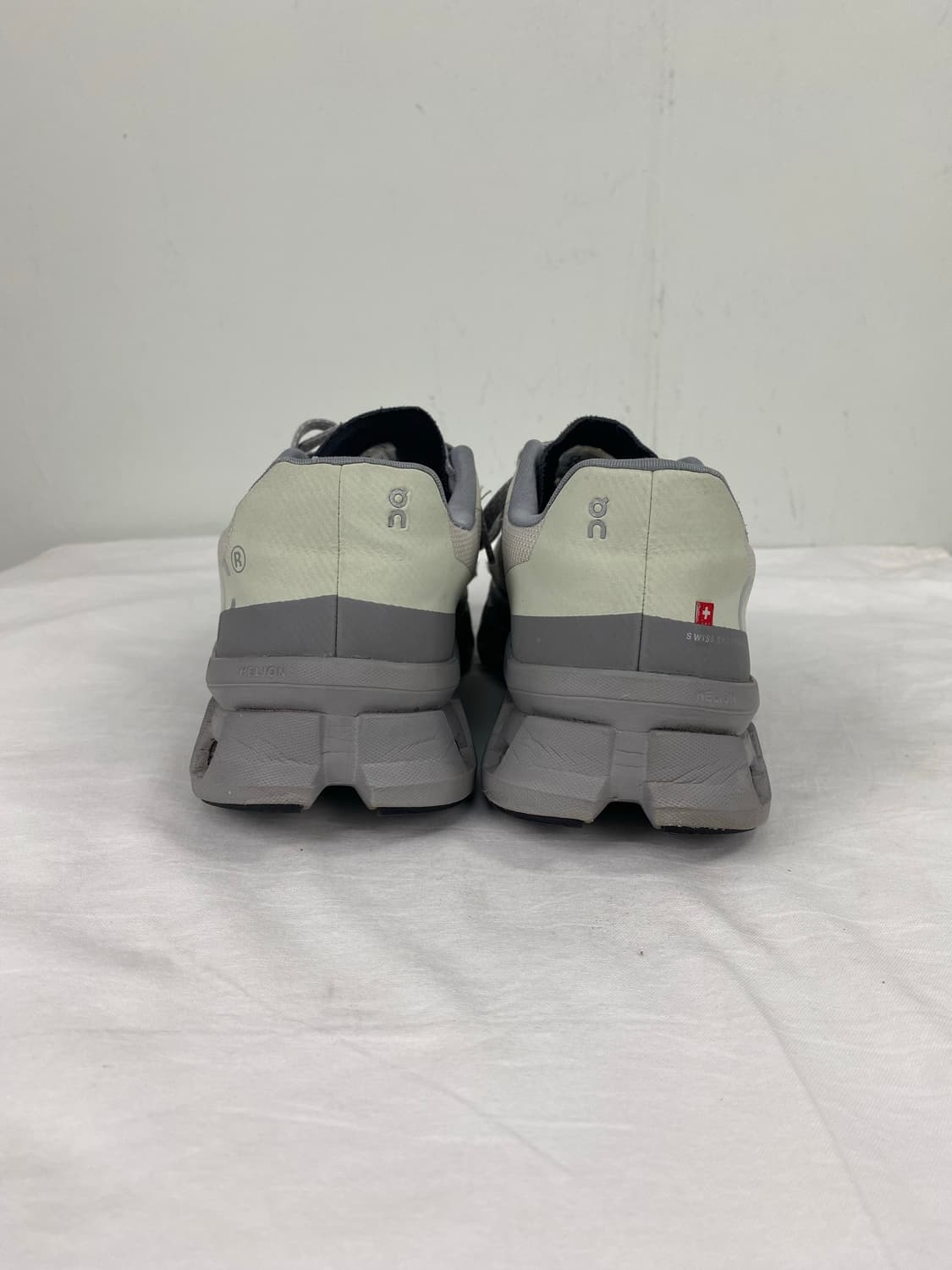 온 러닝 클라우드몬스터 아이스 알로이 270 <75> 상품이미지6