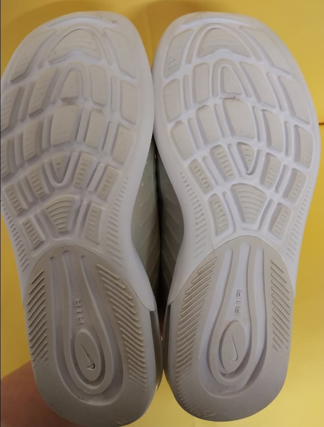 여성 나이키 에어맥스 엑시스 운동화 (220) 상품이미지7