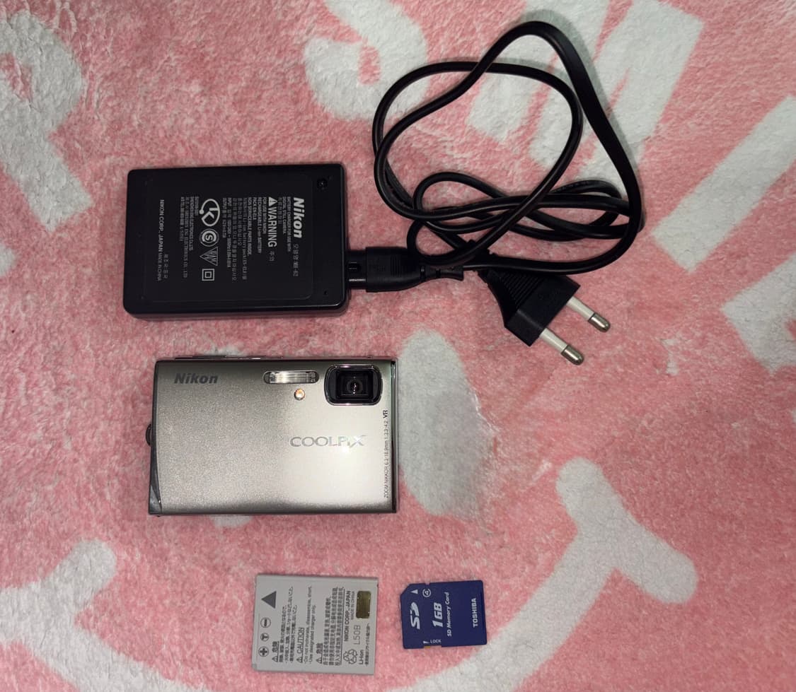 니콘 쿨픽스 S51실버 디지털 카메라 상품이미지1