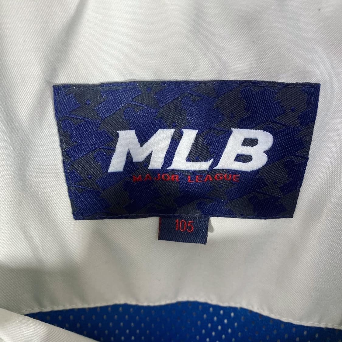 MLB Yankees Hooded Windbreaker 상품이미지5