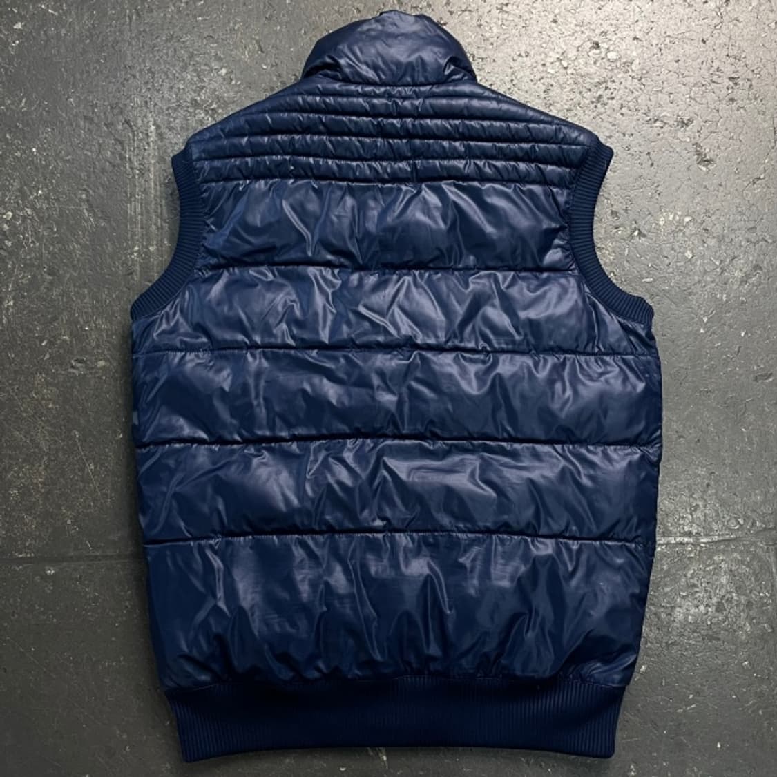 100 아디다스 올드스쿨 경량패딩 조끼 상품이미지5