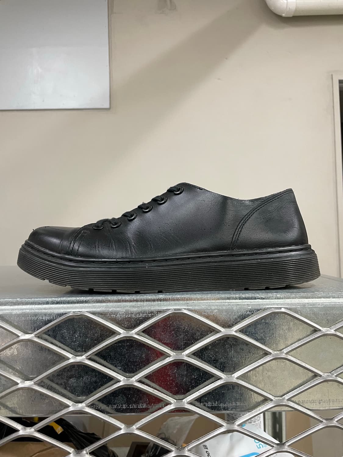 닥터마틴 단테 블랙 uk8 상품이미지1