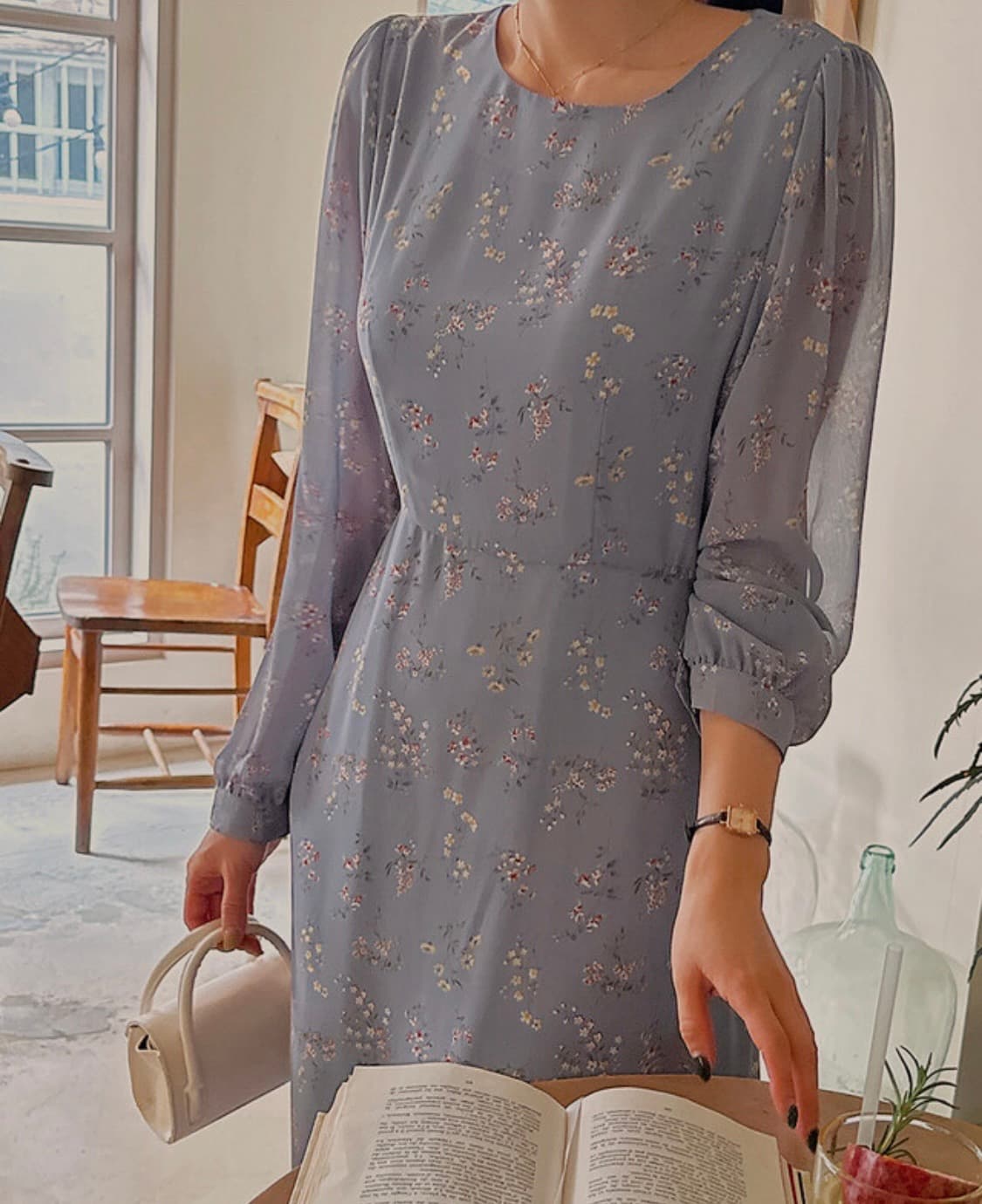 (미개봉, 새상품) 리리앤코 예리 플라워 롱 원피스 긴팔 소라 2사이즈 상품이미지1