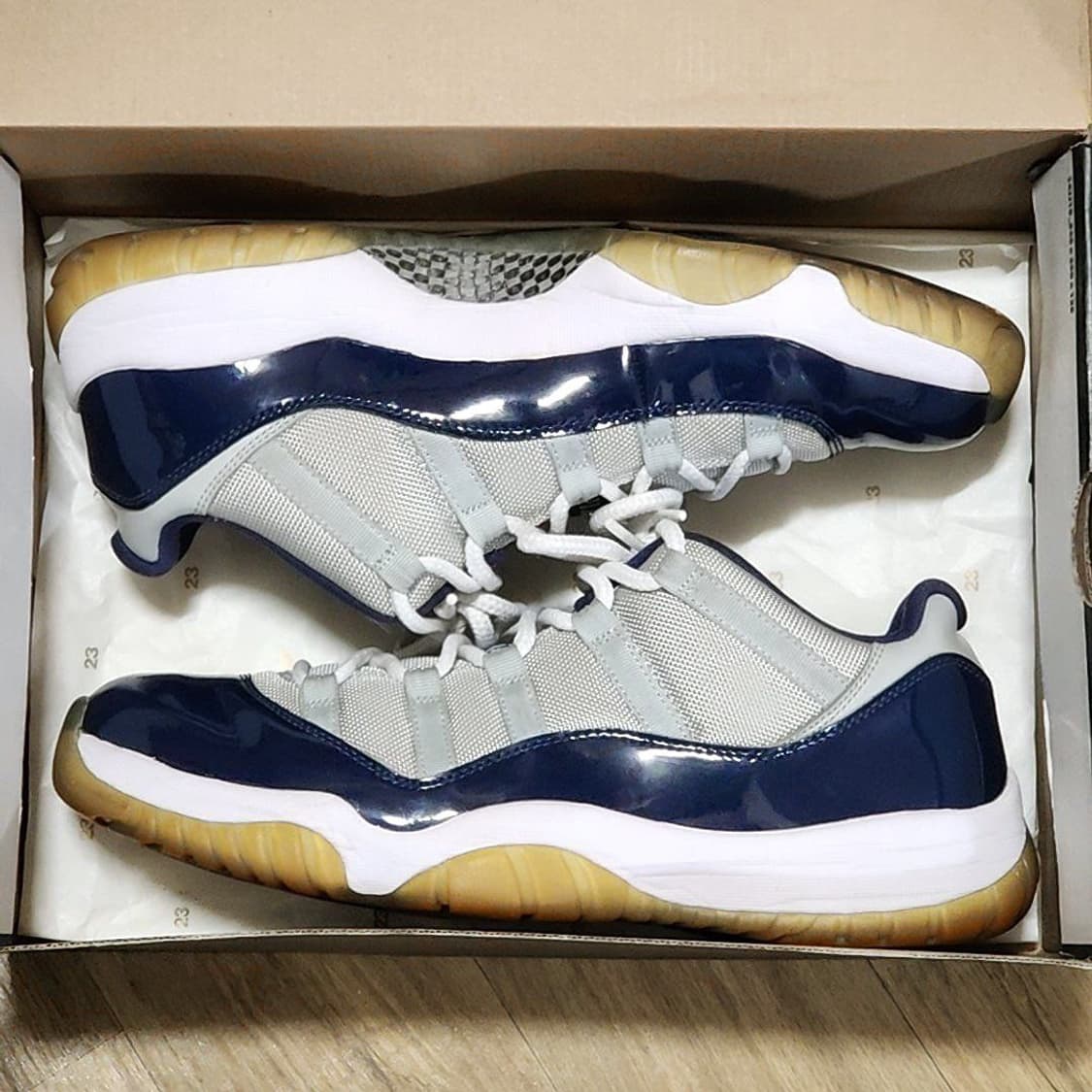 나이키 300 조던11 미스트그레이 상품이미지2