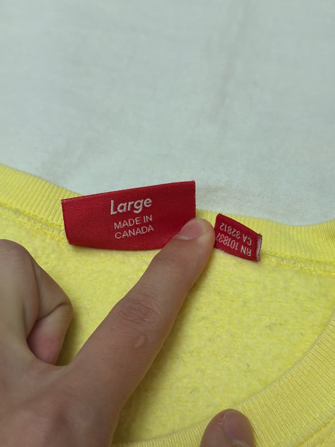 슈프림 16ss 패널 크루넥 맨투맨 옐로우 상품이미지5