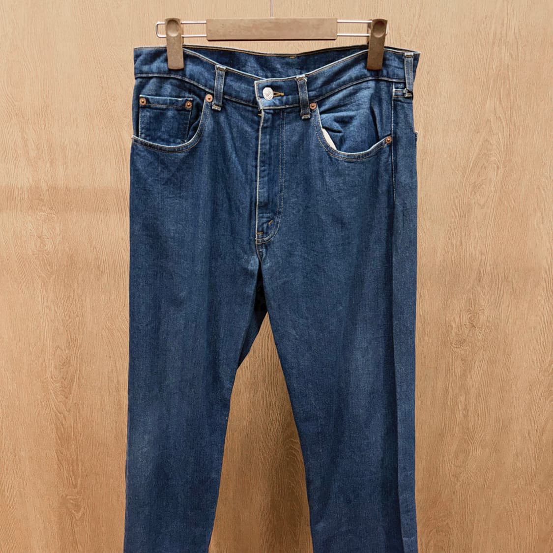 리바이스 512 데님 팬츠 포켓 화이트 로고 탭 디테일 스트레이트핏 블루 상품이미지4