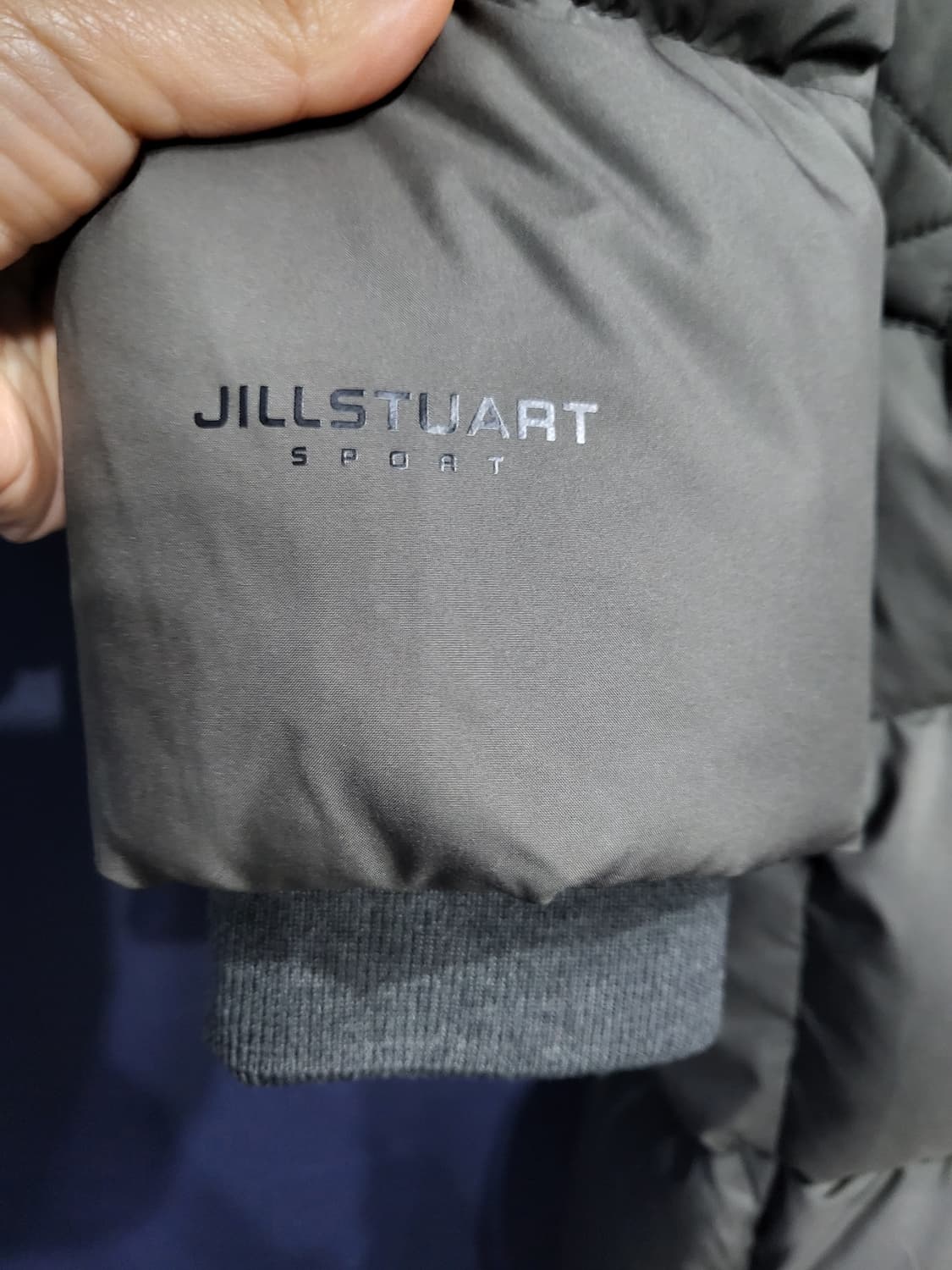 질스튜어트 다운 넥 롱패딩 상품이미지4