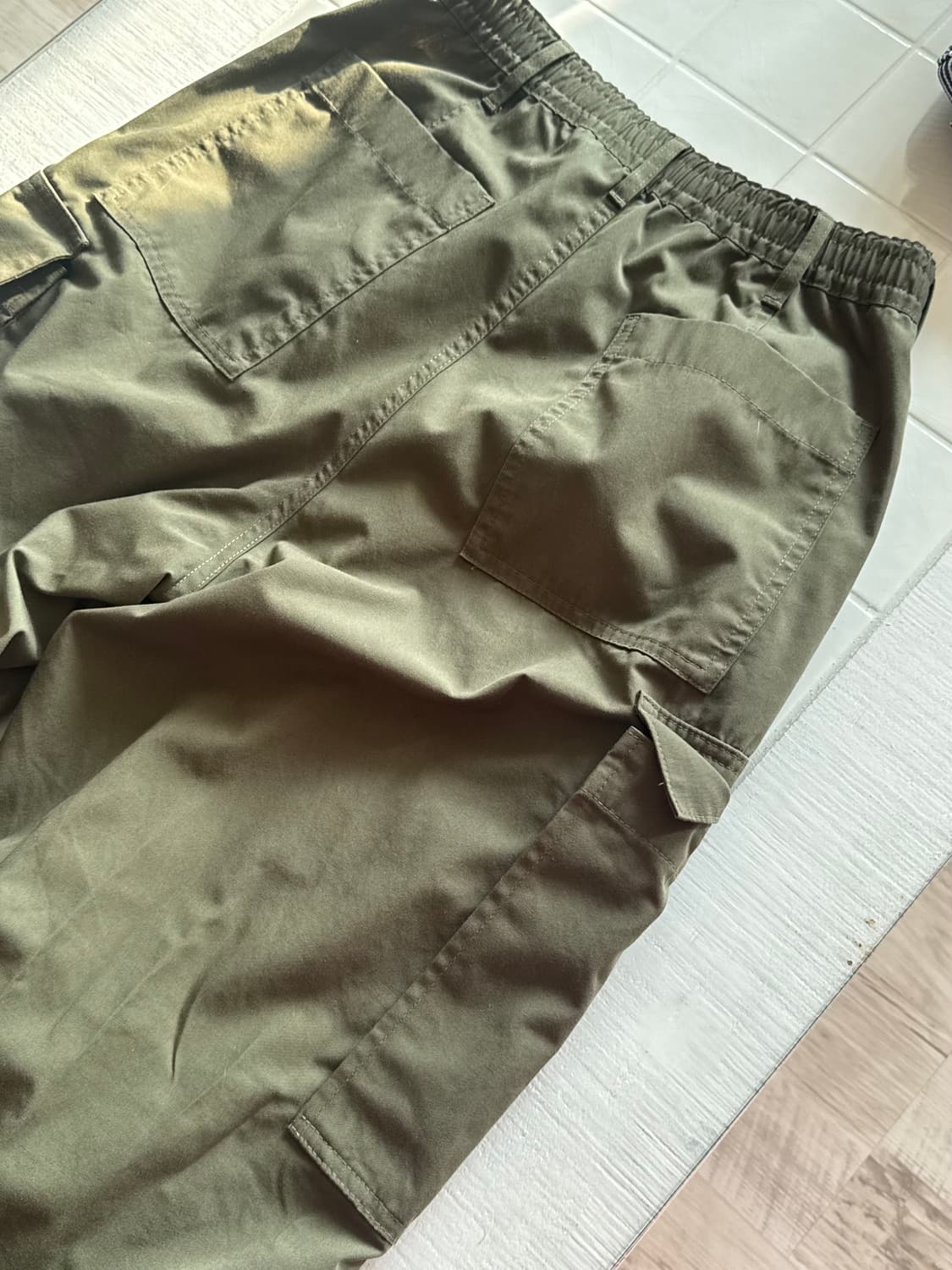 GU 슈퍼 와이드 카고 팬츠 상품이미지4