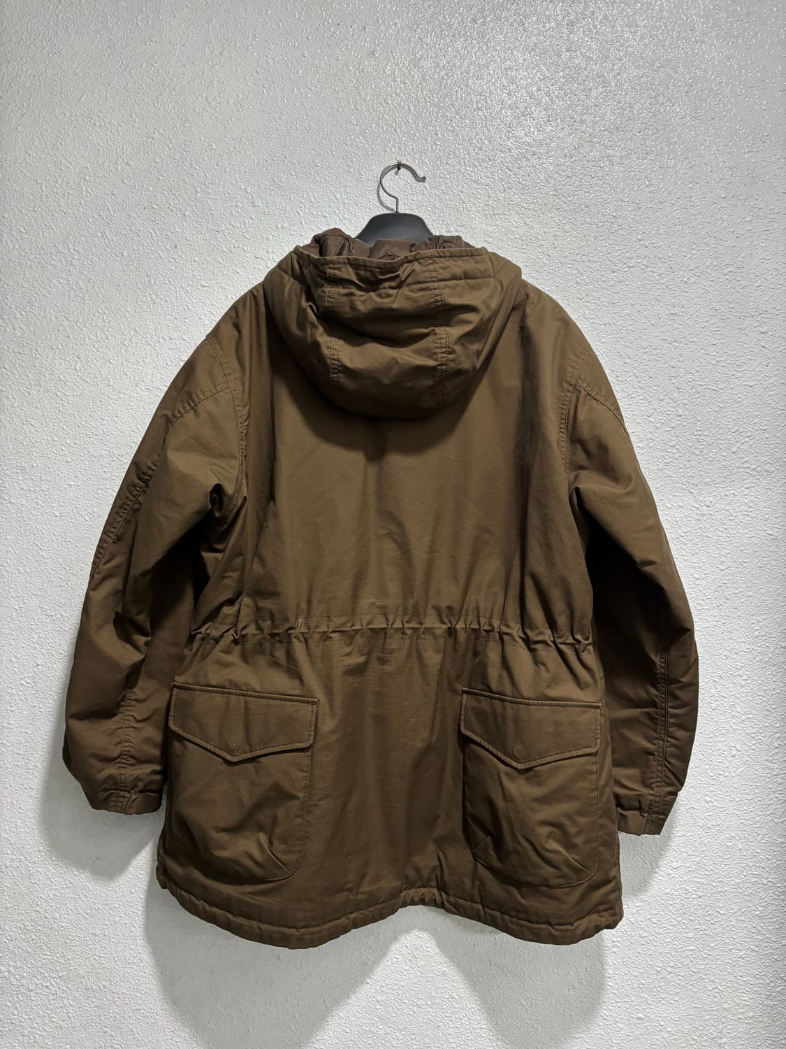 엔지니어드 가먼츠 X 유니클로 퍼프테크 유틸리티 자켓 브라운  상품이미지9