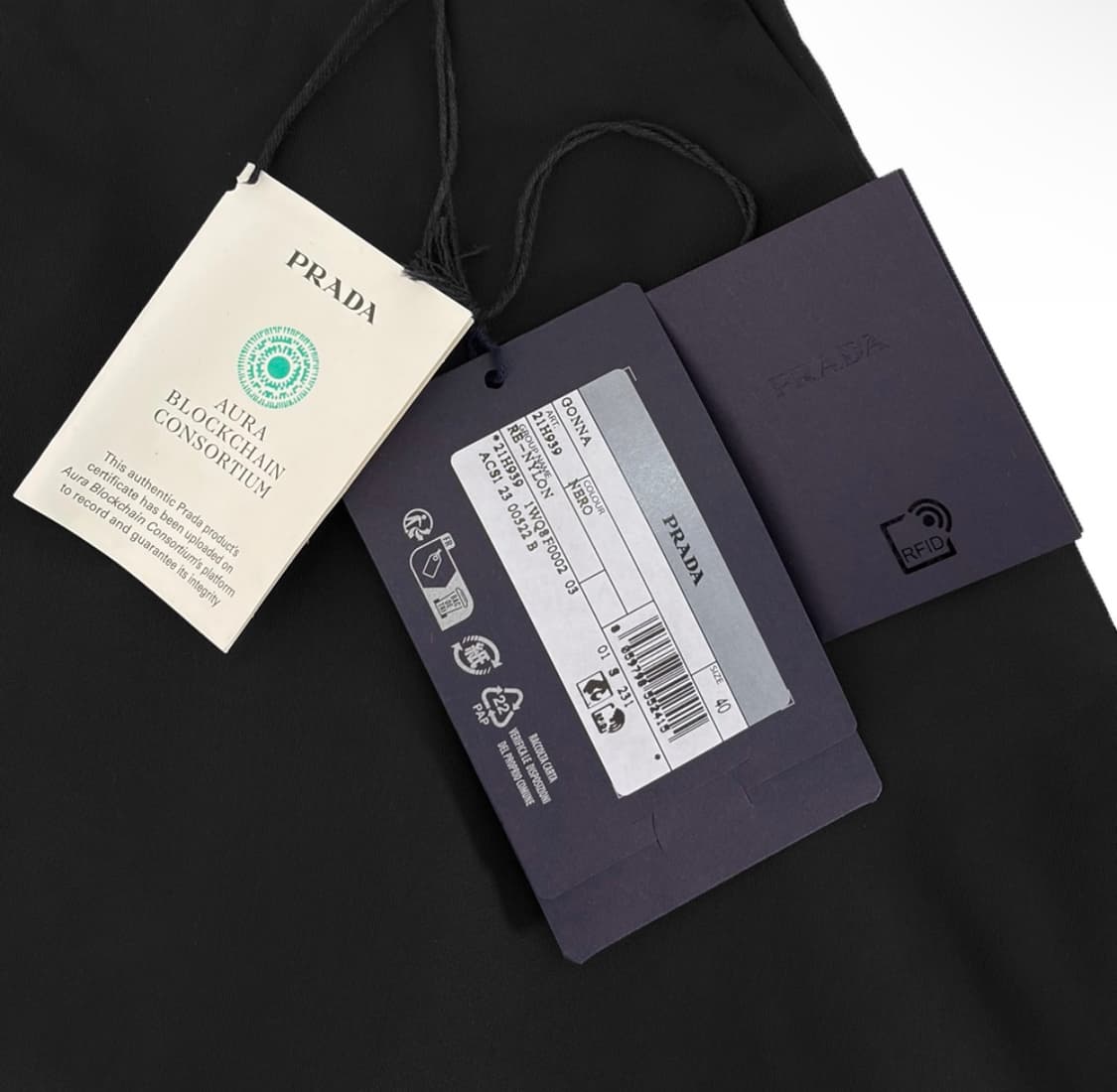 [40] 프라다 여성 빅 삼각로고 리나일론 미니 스커트 치마 블랙 상품이미지8