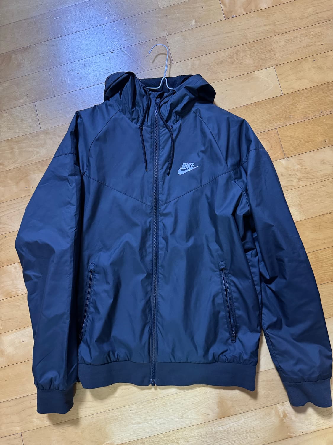 나이키 윈드러너 검정 바람막이 상품이미지1