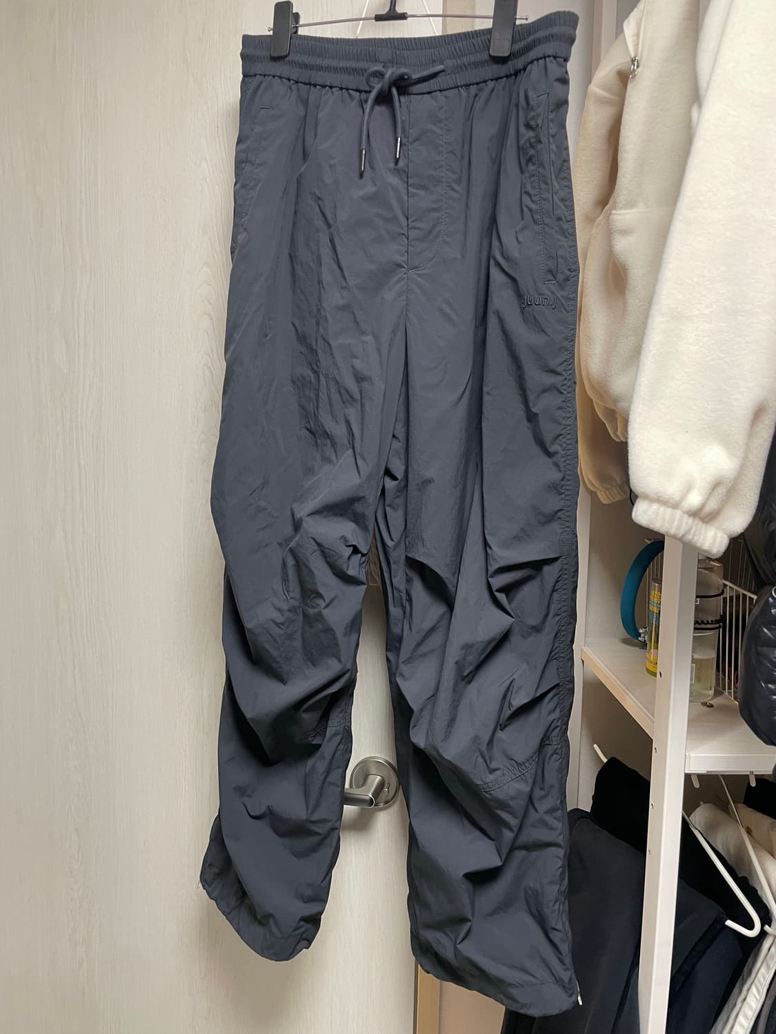 준지 24ss 나일론 루즈핏 팬츠 그레이 46 상품이미지2