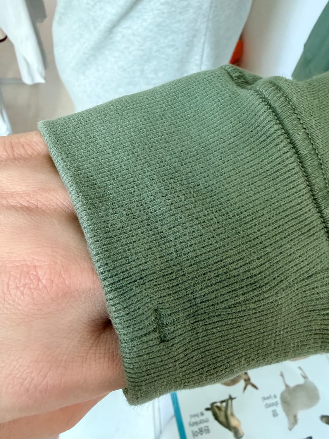 스톤아일랜드 코튼 플리스 맨투맨 세이지그린 S 상품이미지7