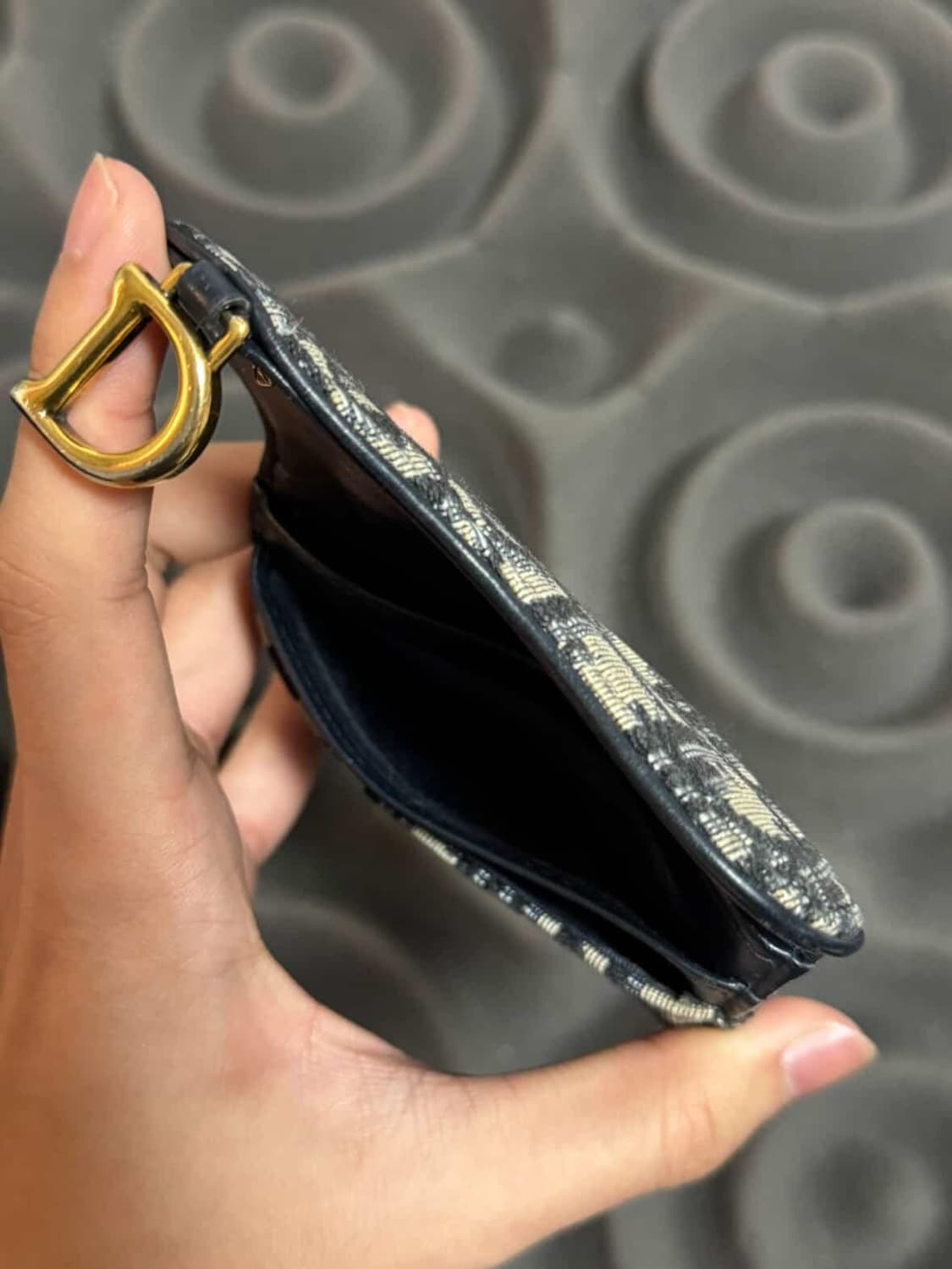 디올 오블리크 새들 카드지갑 상품이미지8