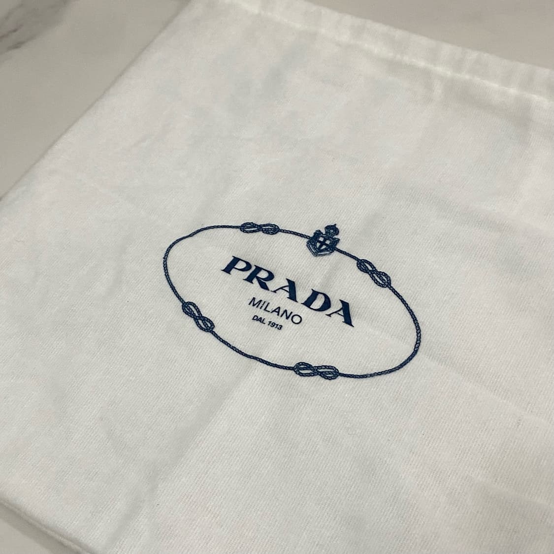 거의새것 프라다 리에디션 2000 리나일론 숄더백 블랙 1NE515 상품이미지3