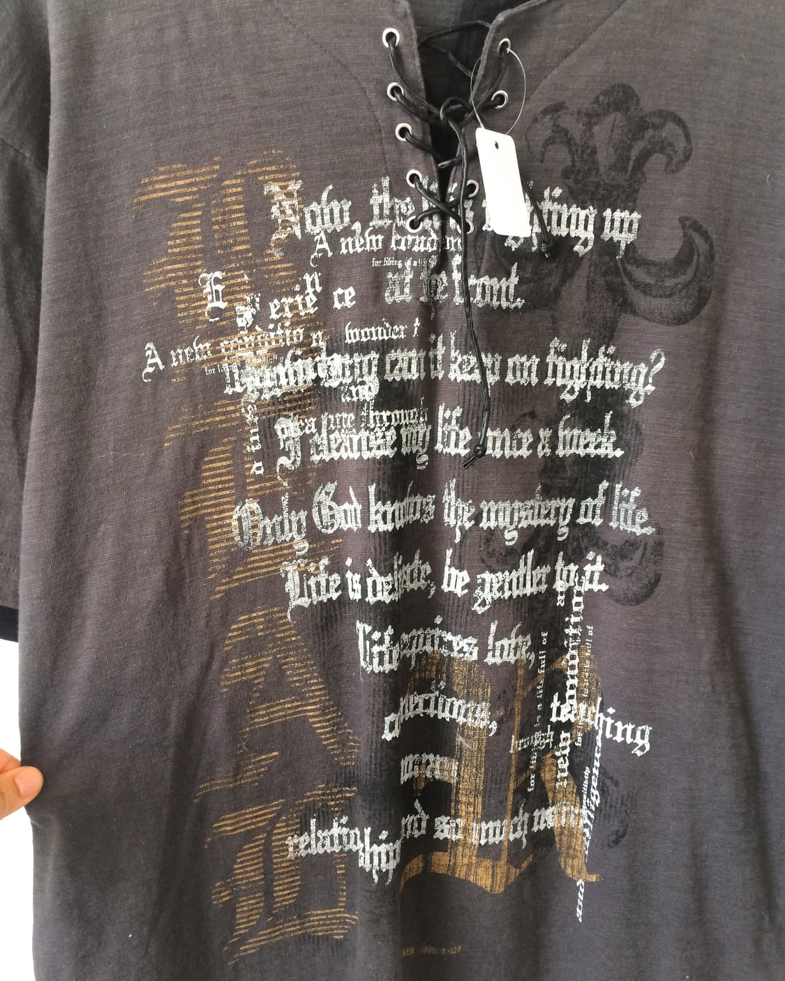 Lace up point lettering printing. t shir 상품이미지5