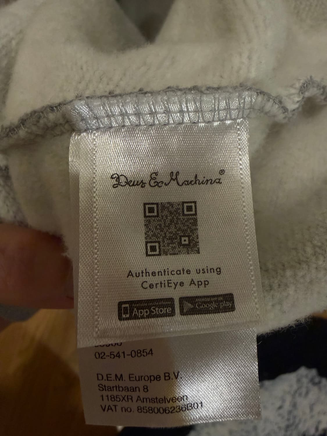 데우스 후드 집업 상품이미지4