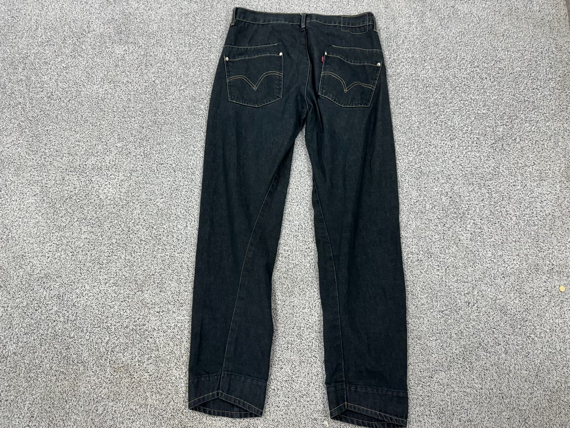 리바이스 엔지니어드진 데님 상품이미지2