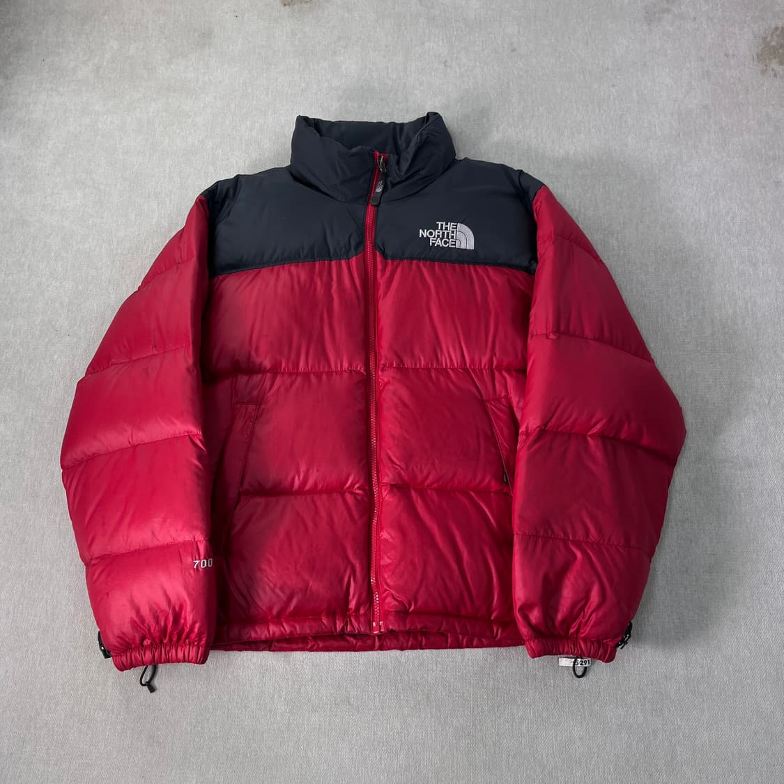 100 노스페이스 1996 눕시 체리 레드 700 패딩 상품이미지1