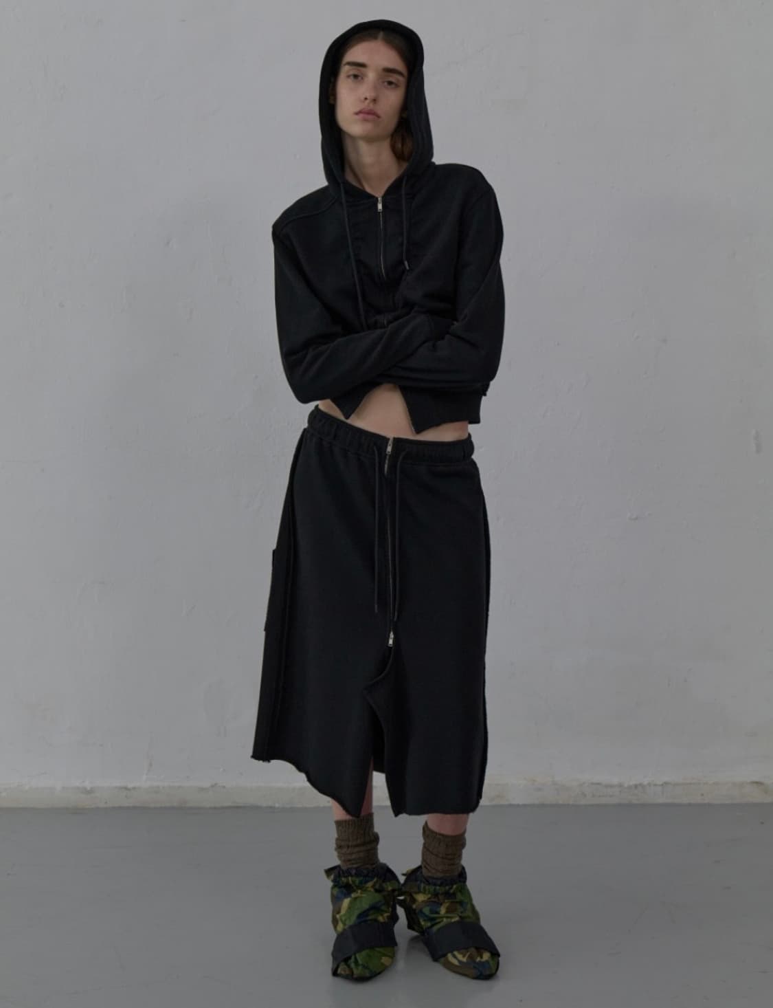 LCDC Law cut detale jersey skirt (black) 상품이미지1