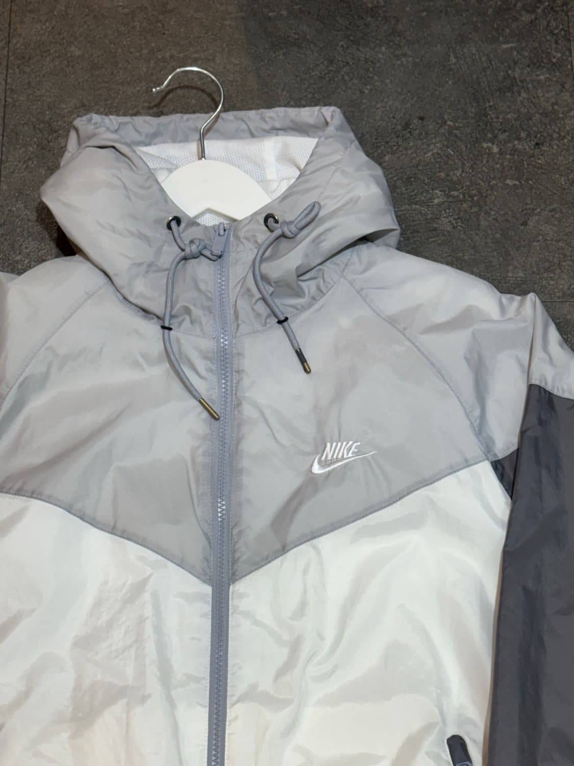나이키 윈드러너 바람막이 L사이즈 상품이미지4
