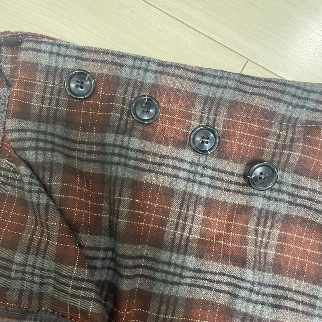 빈티지 체크 미디 랩 스커트 상품이미지2