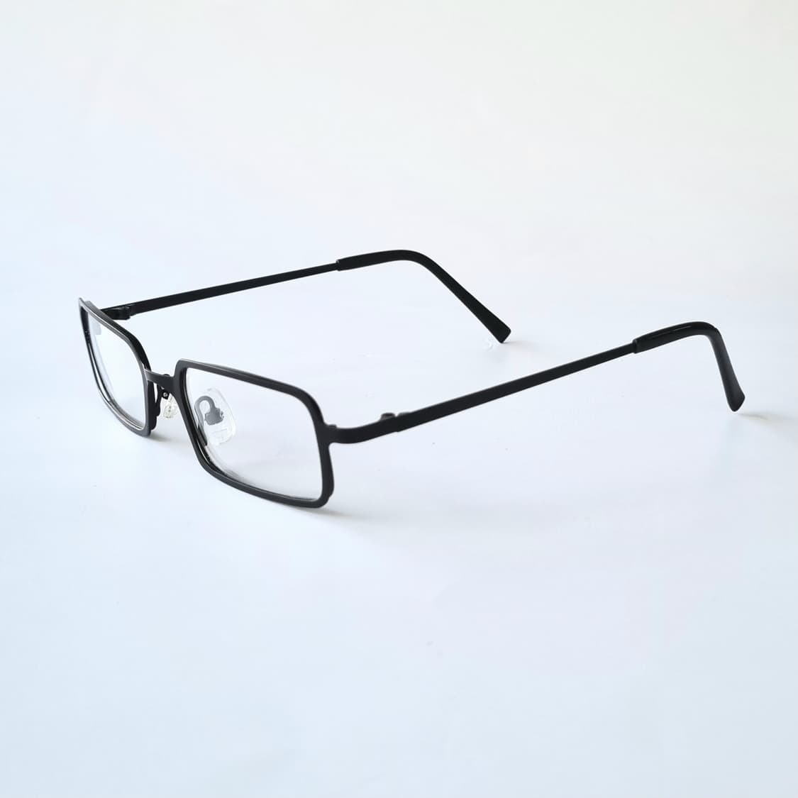 데드스탁 누구에게나 어울리는 가장 완벽한 스퀘어 안경테 689 상품이미지4