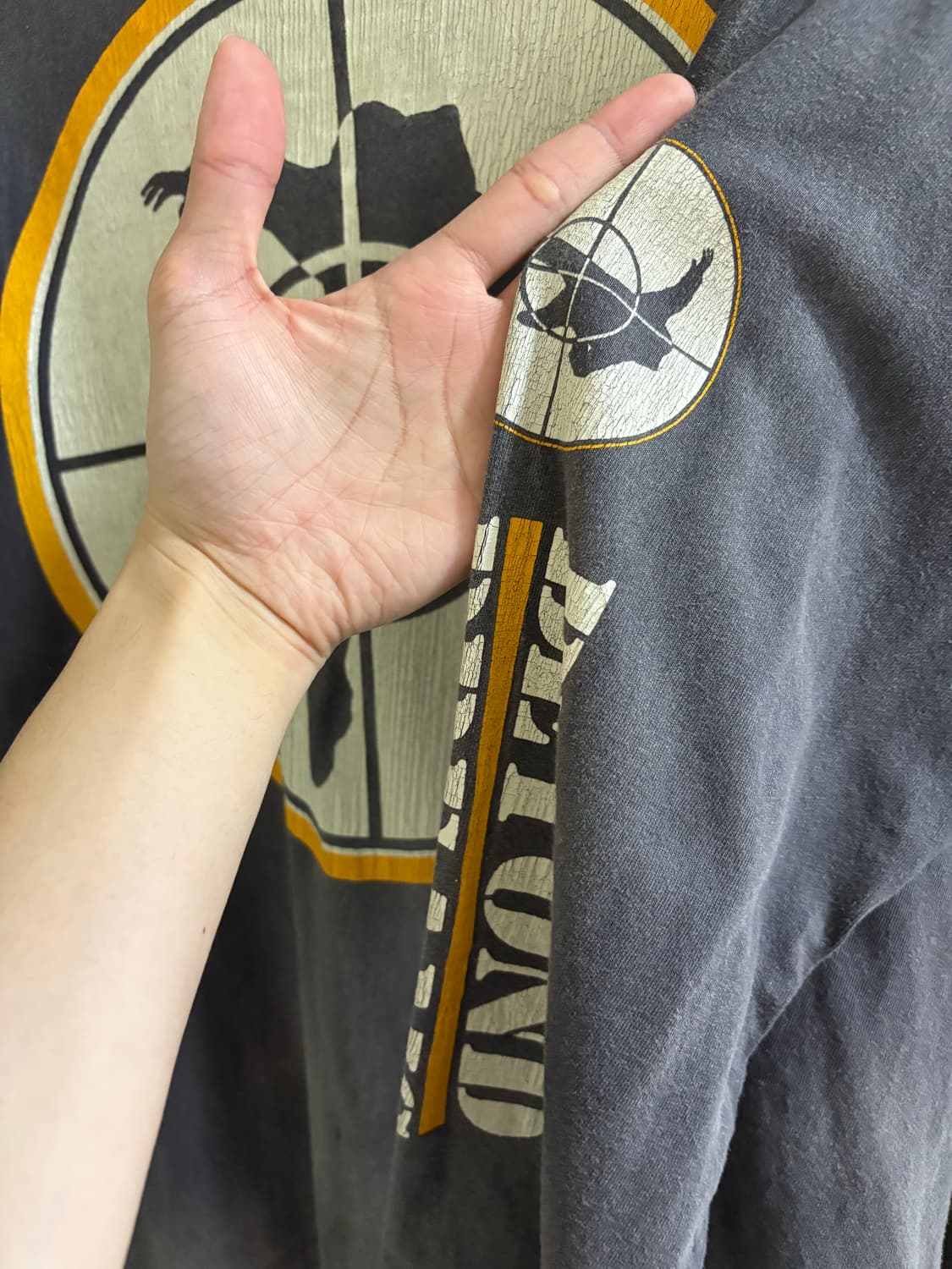 세인트미카엘 x 션우더스푼 Public Enemy 롱슬리브 상품이미지6