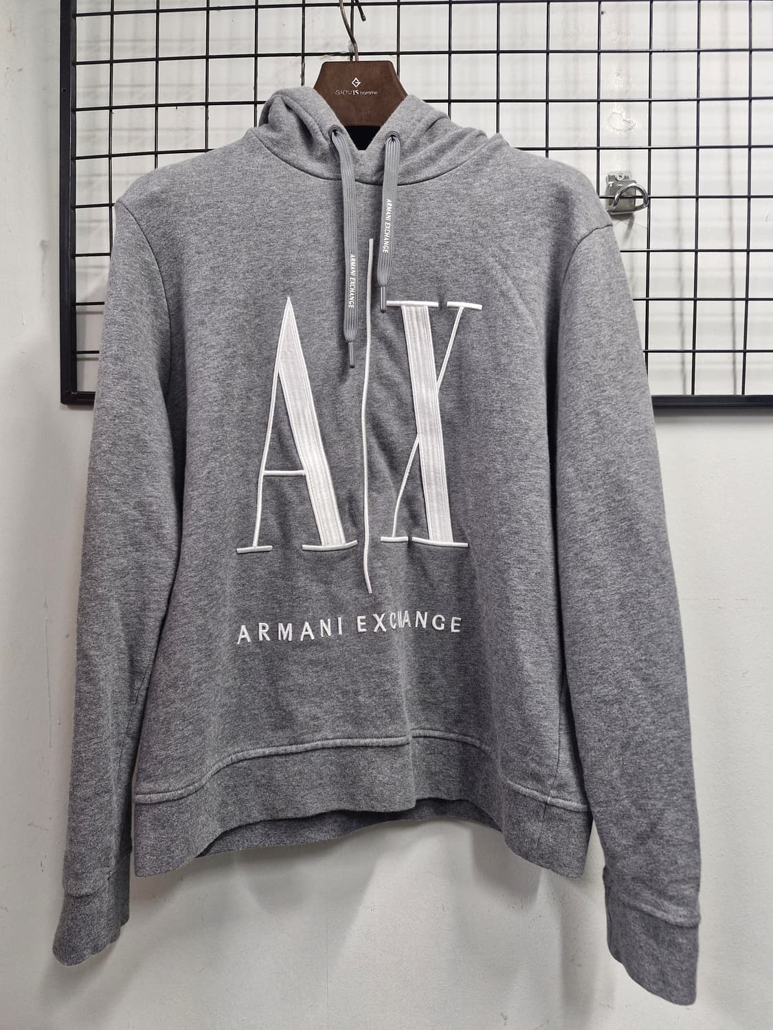 95M 알마니익스체인지 회색 후드티. 상품이미지1