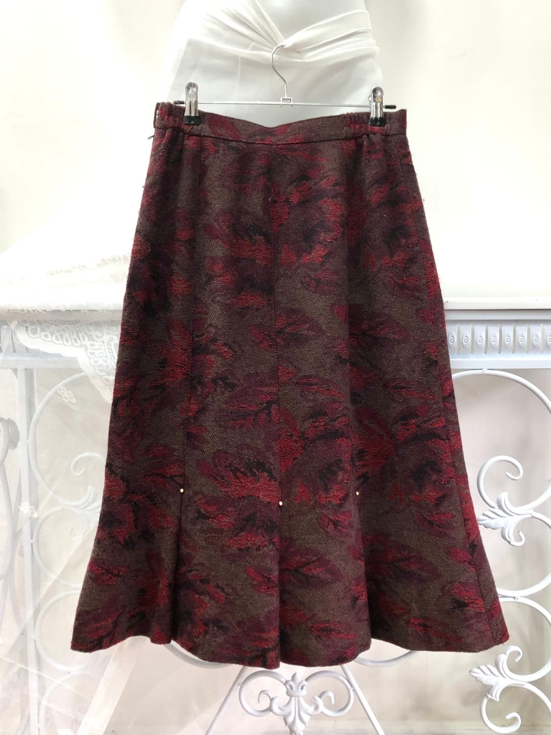 burgundy floral jacquard skirt 상품이미지2