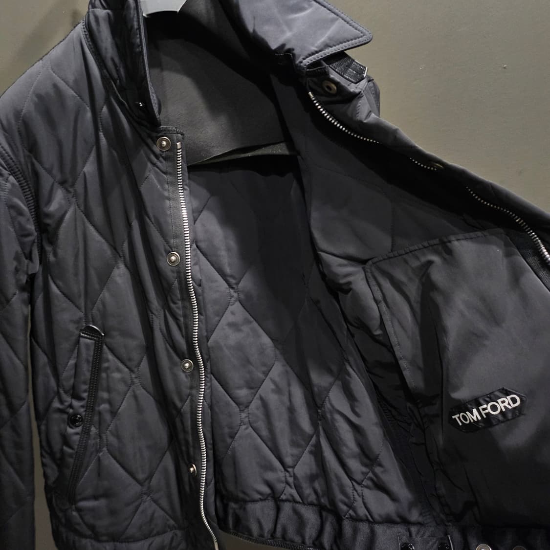 톰포드 시어링 레더트리밍 퀄팅 보머자켓 상품이미지9