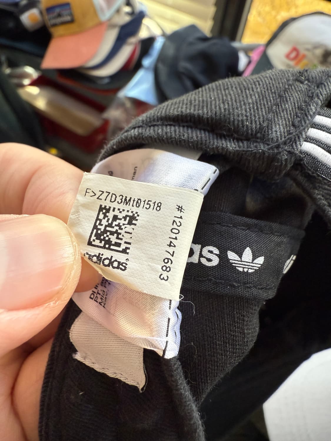 아디다스 블랙 워시드 볼캡 상품이미지2