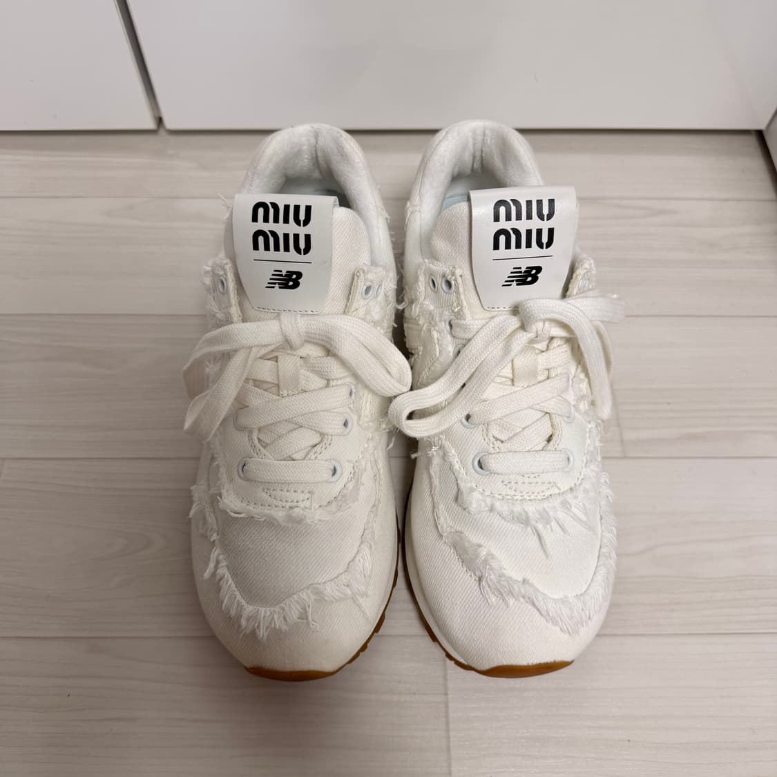 [37] 미우미우 뉴발란스 574 화이트 상품이미지2