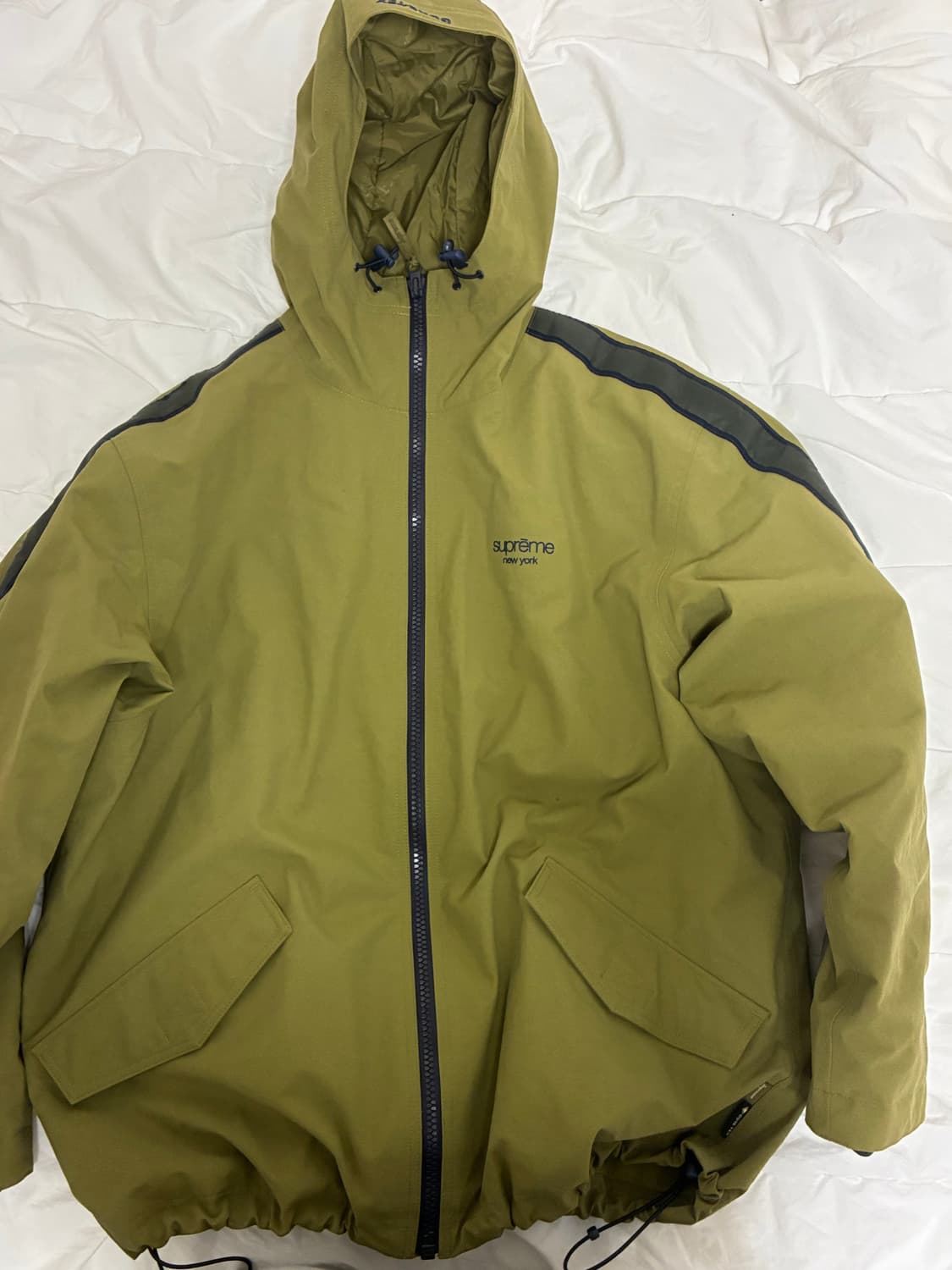 슈프림 고어텍스 자켓(안감 기모) 상품이미지1