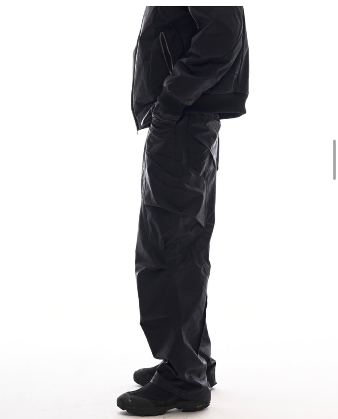 이그노타 코어:10 리프 포켓 팬츠 카본 블랙 상품이미지1