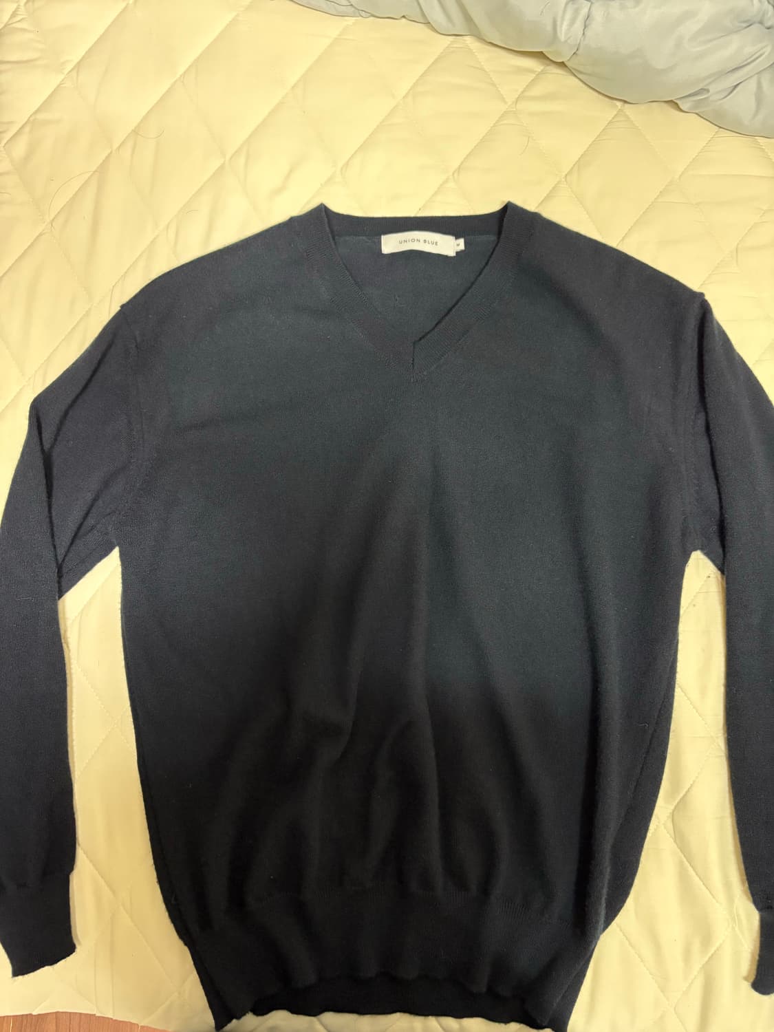 유니온블루 V넥 니트 다크네이비 상품이미지3
