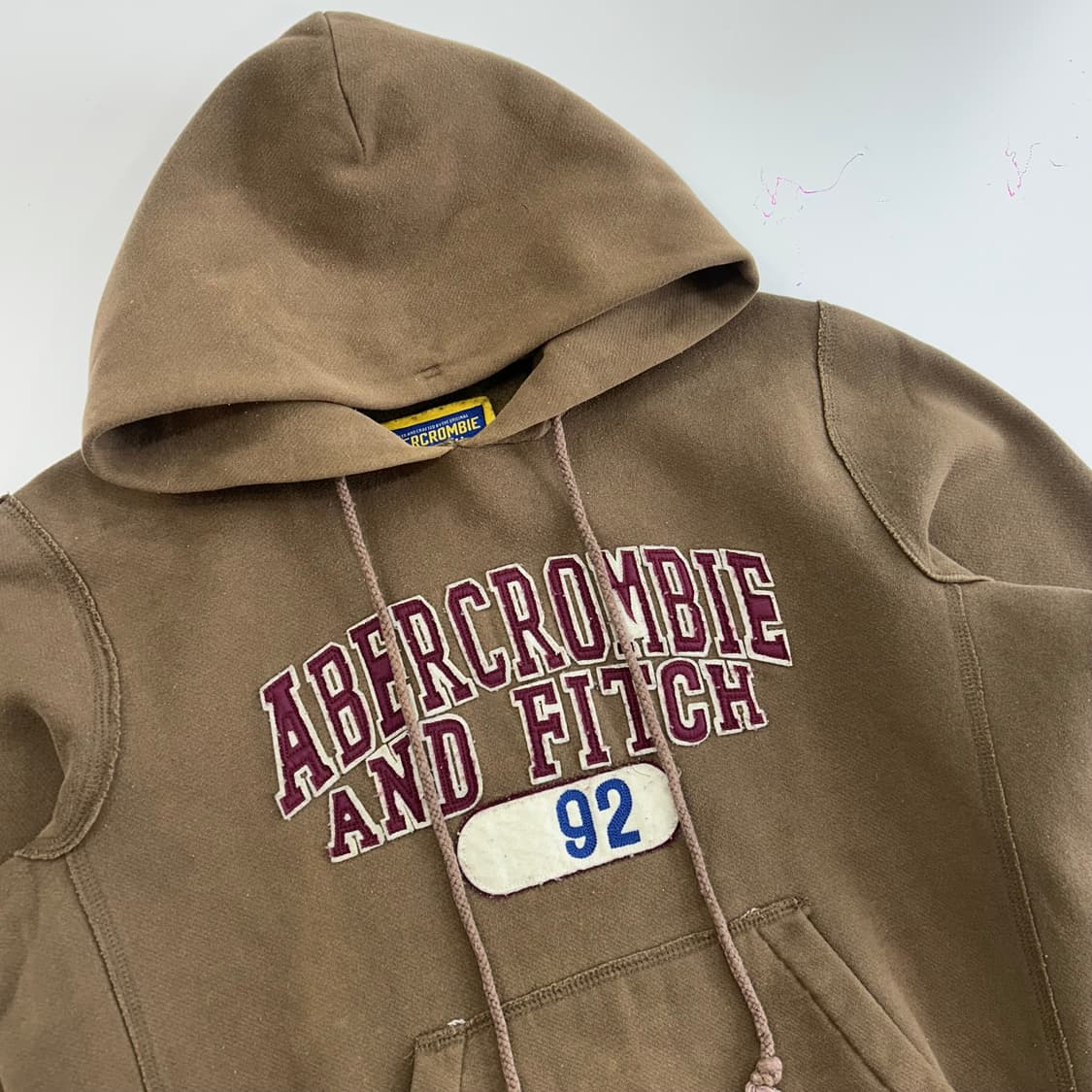 Abercrombie 아베크롬비 스펠아웃로고 브라운 후드티 상품이미지4