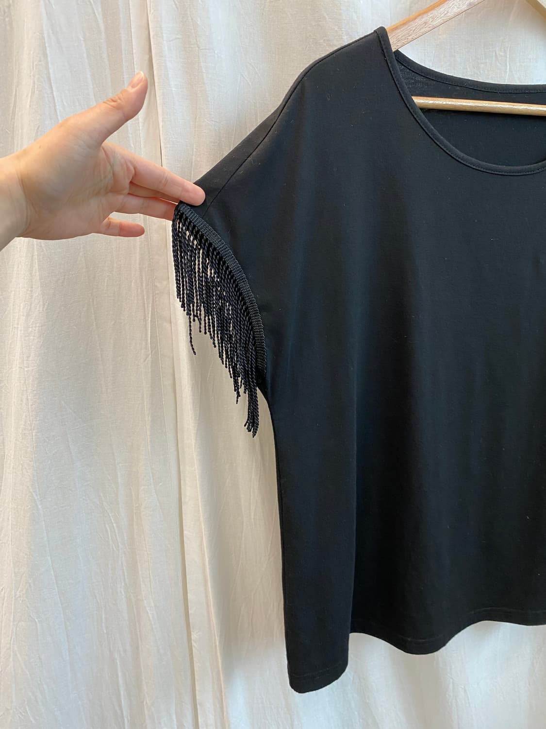 SHIEN 블랙 프린지 반팔티셔츠(M) 상품이미지6