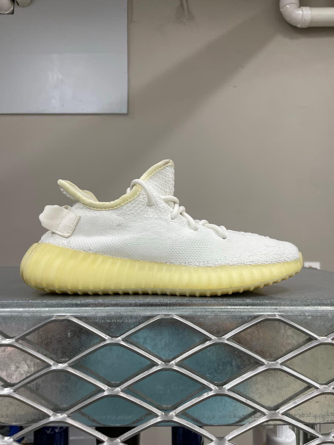 아디다스 이지 부스트 350 V2 크림 화이트 230 (gr-5245) 상품이미지4