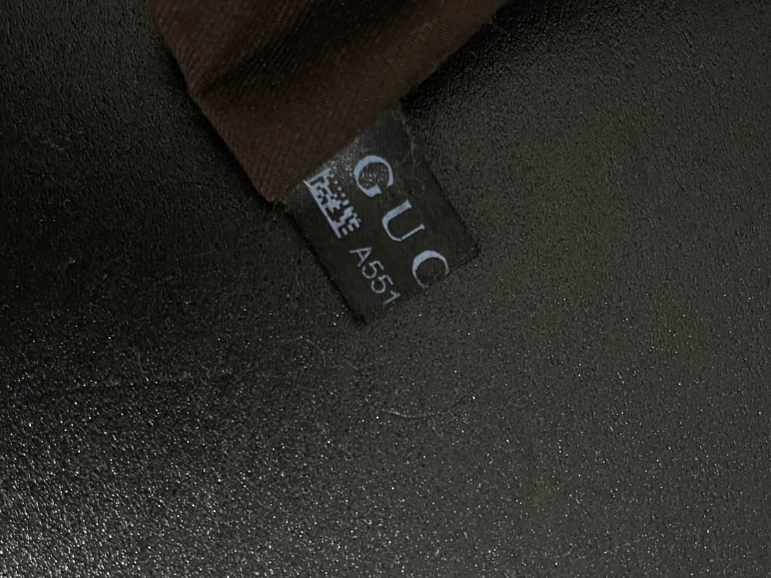 구찌 GG로고 자가드 아이보리 레더 트리밍 금장 수키 토트백 상품이미지9