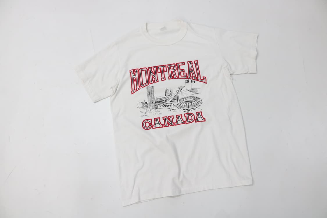 90s 빈티지 몬트리올 캐나다 시티 그래픽 화이트 반팔티셔츠 (M-L) 상품이미지2